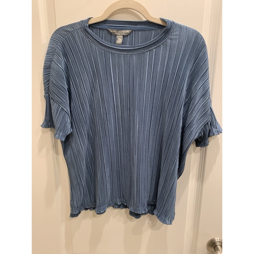 Marc New York Blue Short Sleeve Plisse Material Shirt Top Sz Large